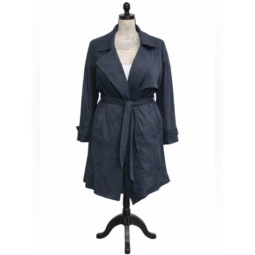 Black Belted Trench Coat 18/20 | Lightweight Minimalist Chic